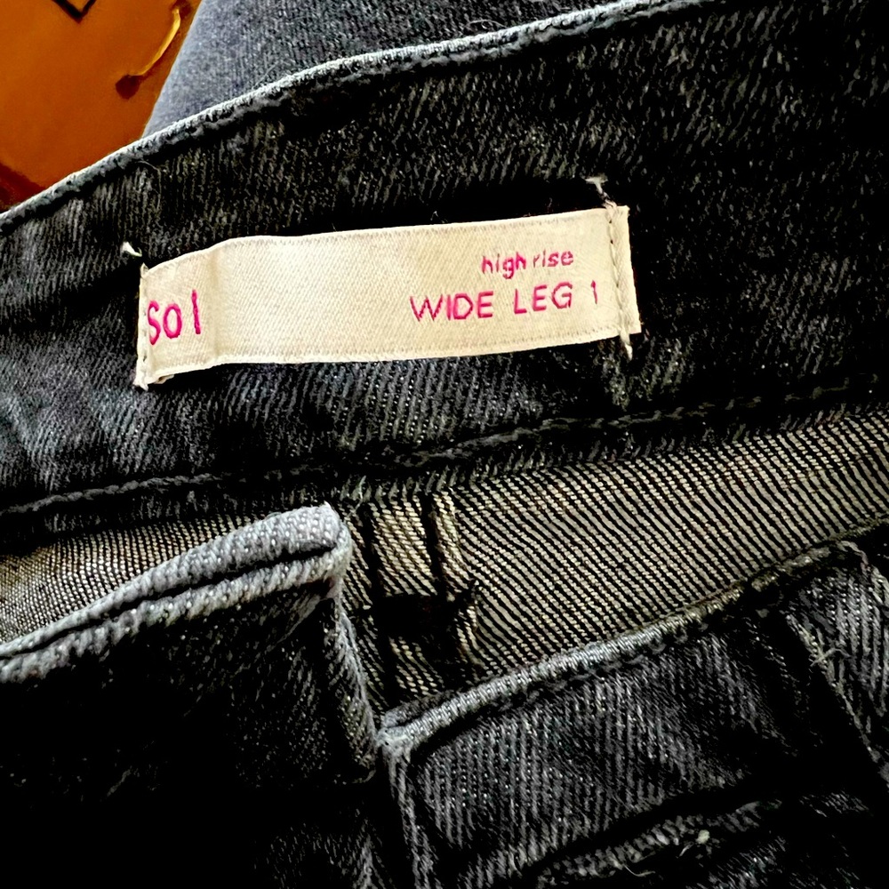SO wide leg black new w/o tags size 1